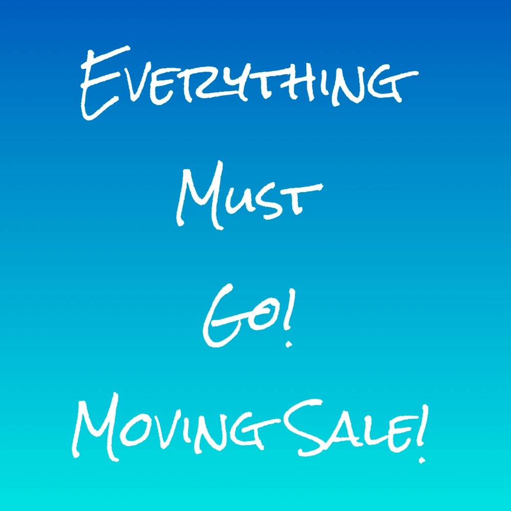 💲Moving Sale!🏡